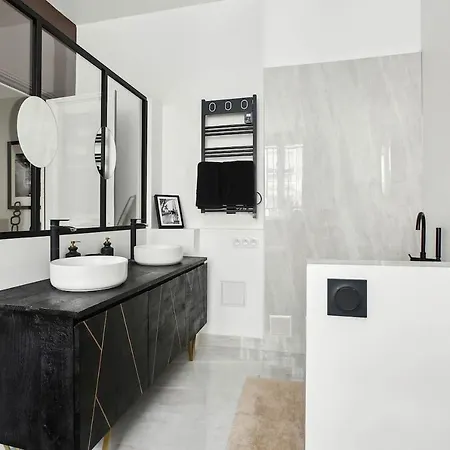 Apartamento Champs Elysees Luxury 3 Bed París
