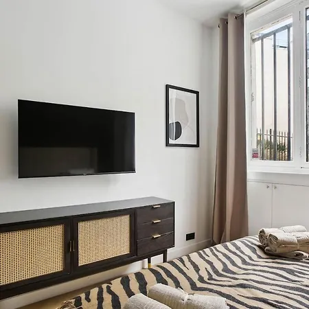 Champs Elysées Luxury 3 Bed