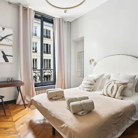 Appartement Champs Elysees Luxury 3 Bed